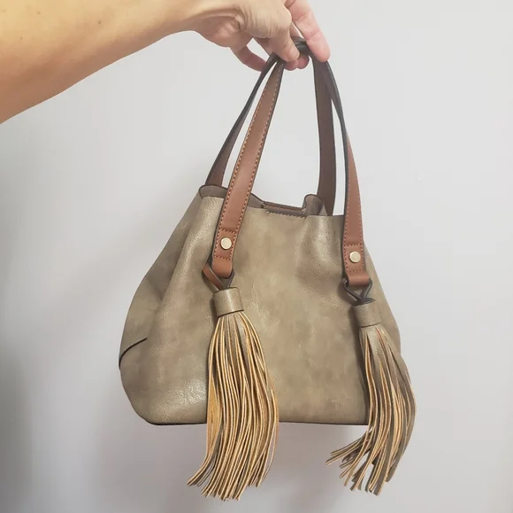 Satchel purse bag with double tassels NEW - Picture 9 of 12